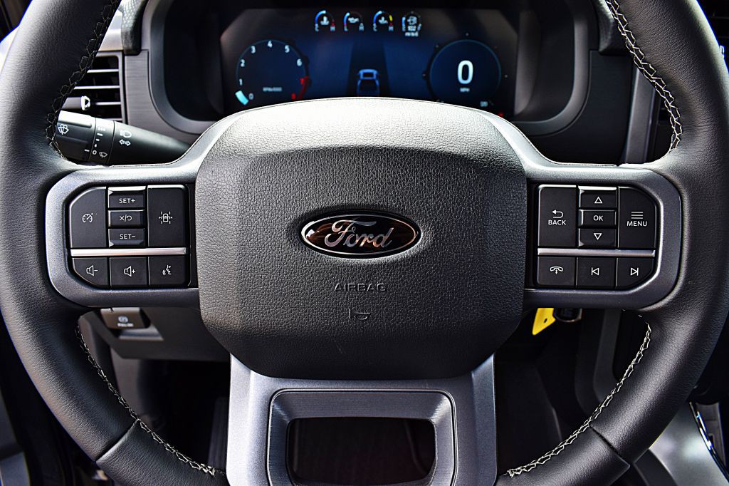 2025 Ford F-150 Image 39