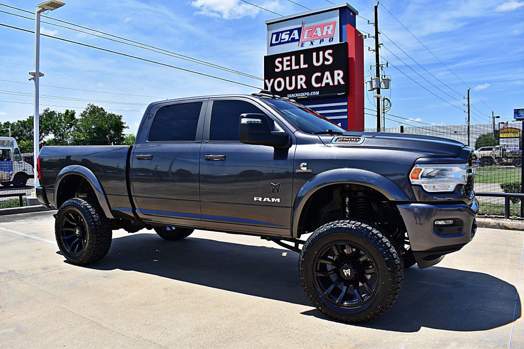2023 RAM 2500 Image 3