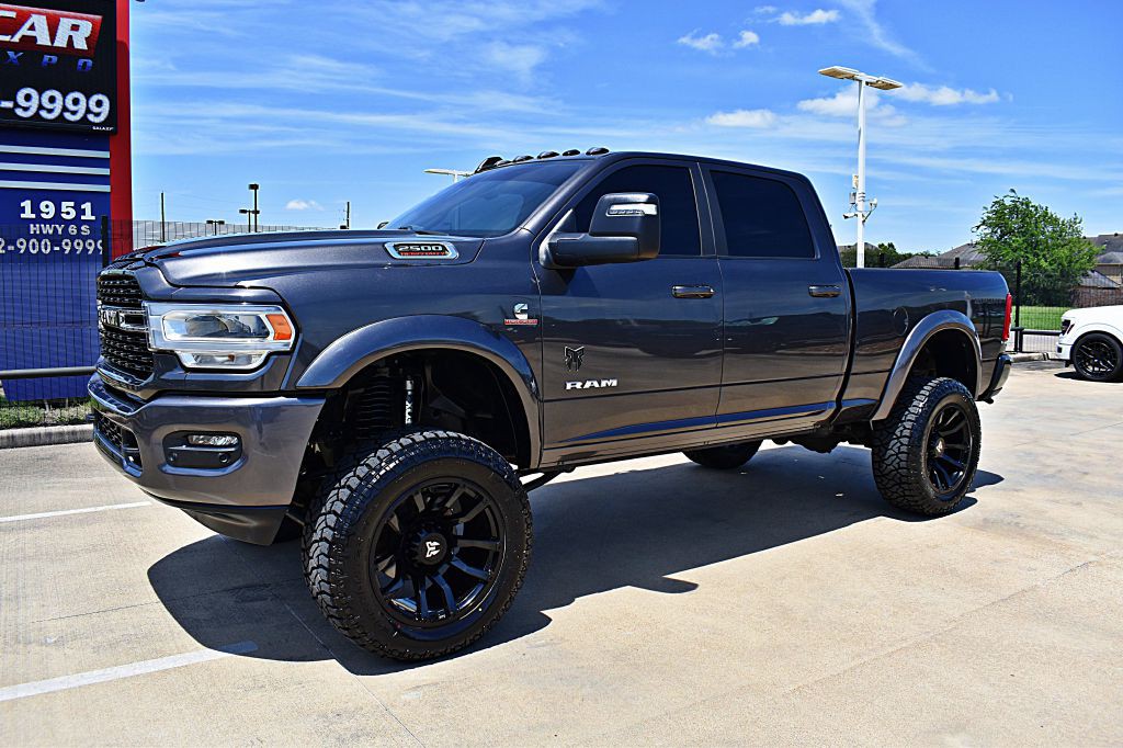 2023 RAM 2500 Image 12