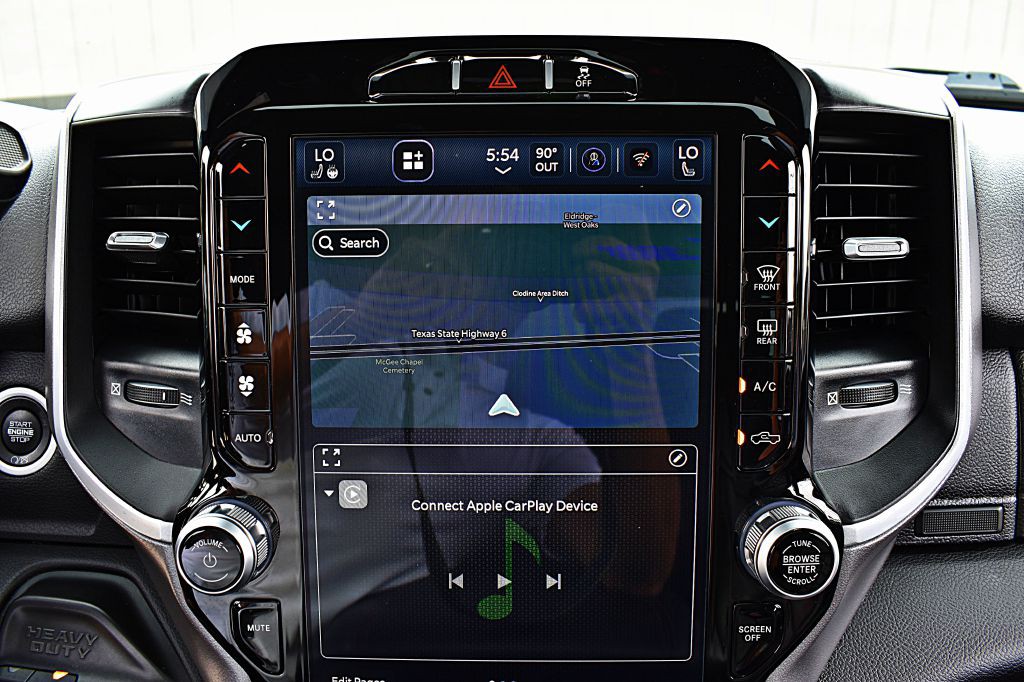 2023 RAM 2500 Image 33