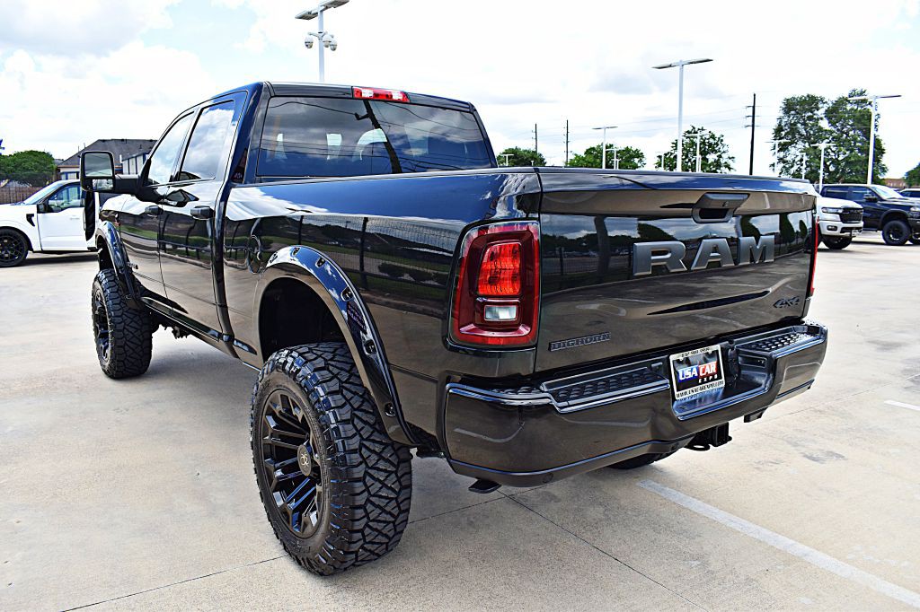 2025 RAM 2500 Image 9
