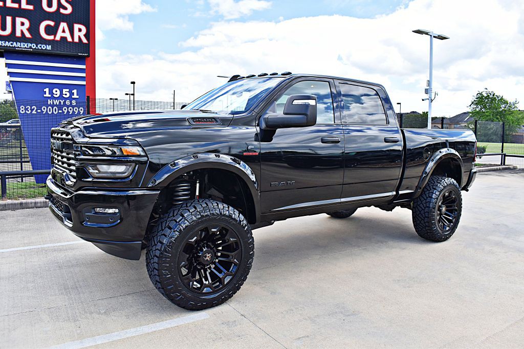 2025 RAM 2500 Image 12