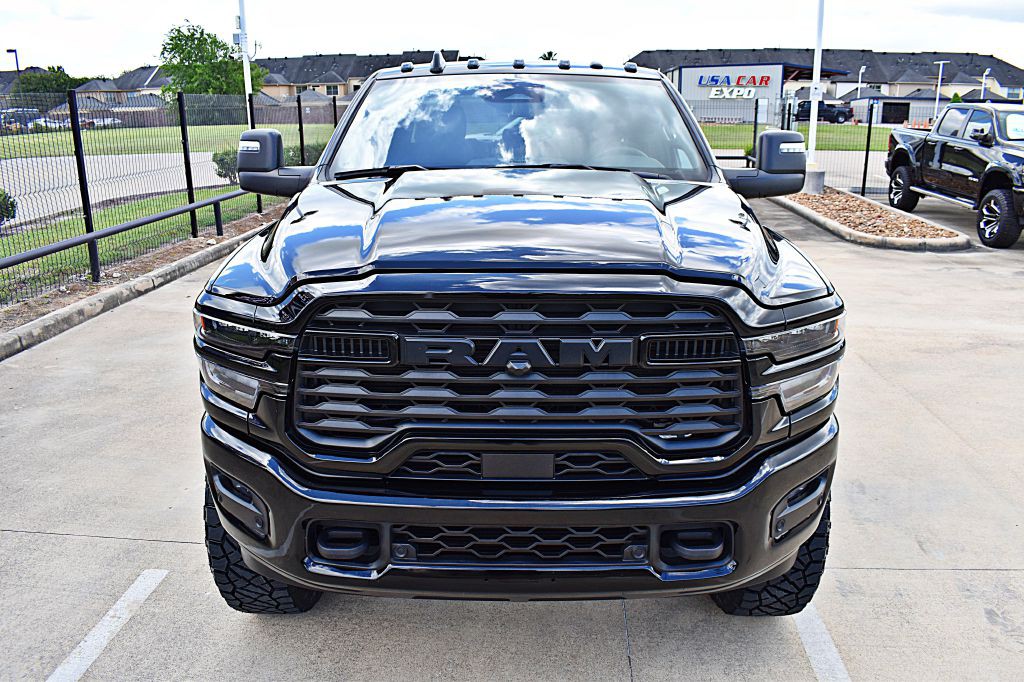 2025 RAM 2500 Image 14