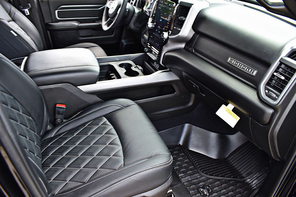 2025 RAM 2500 Image 21