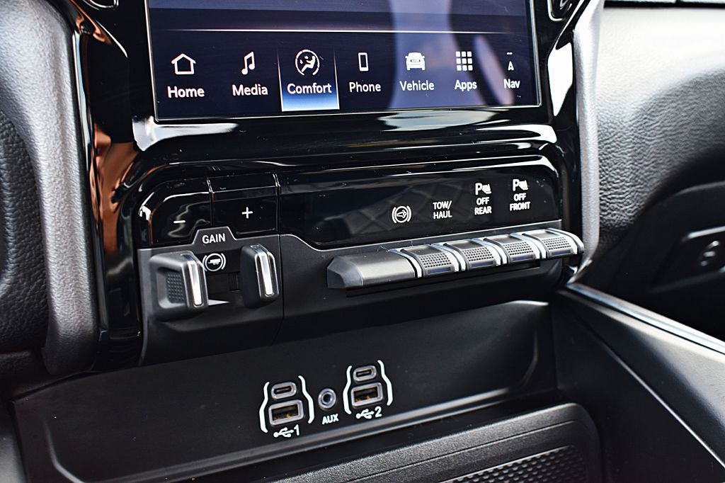 2025 RAM 2500 Image 38