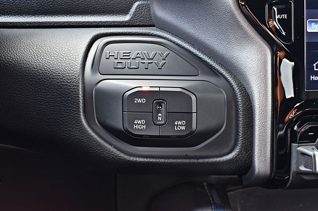 2025 RAM 2500 Image 39