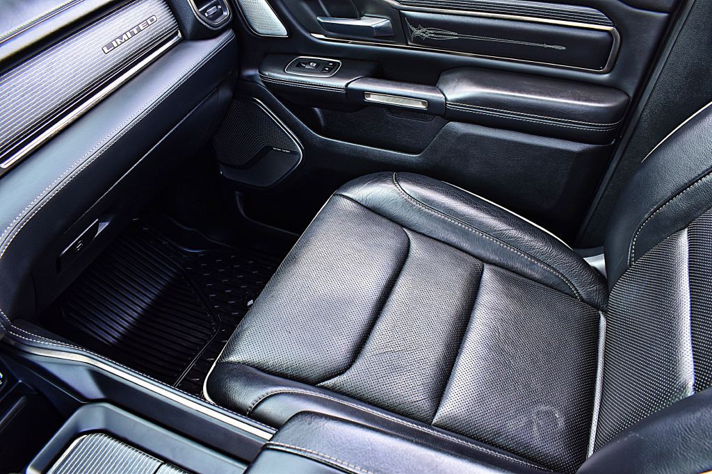 2021 RAM 1500 Image 36