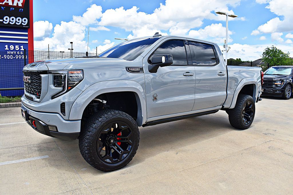 2024 GMC Sierra Image 12