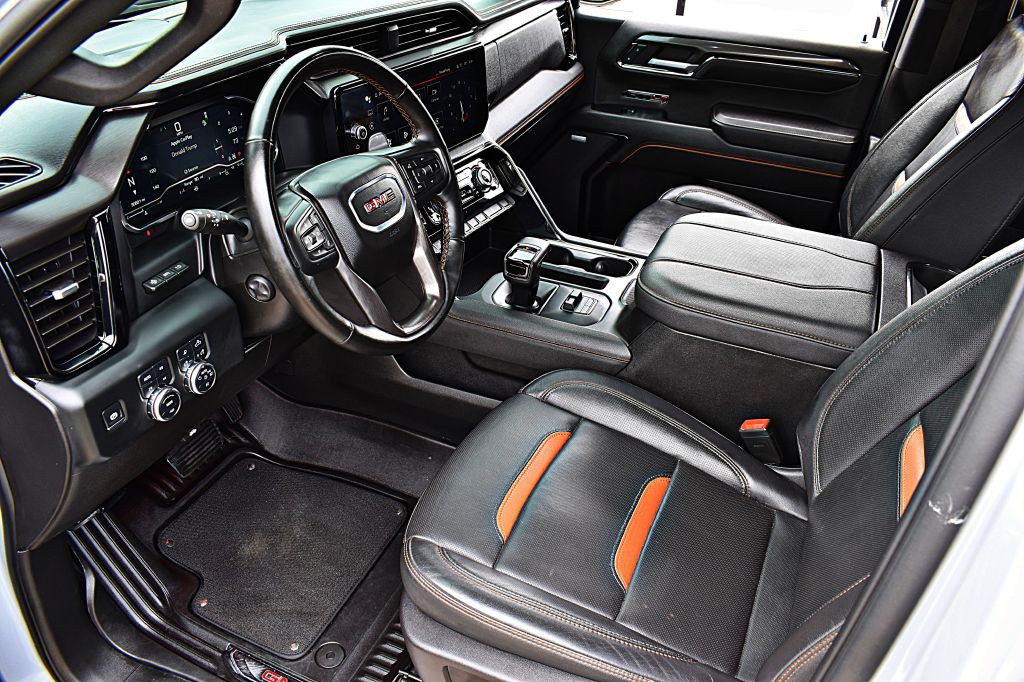 2024 GMC Sierra Image 17