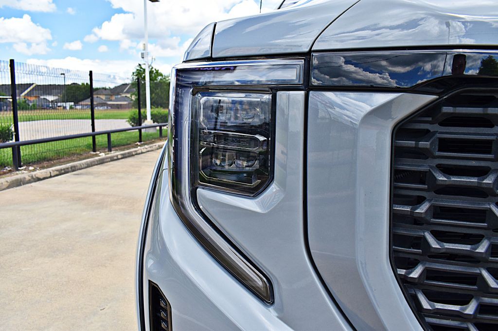 2024 GMC Sierra Image 55