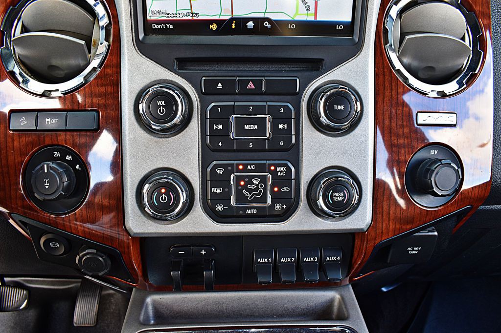 2016 Ford F-350 Image 31