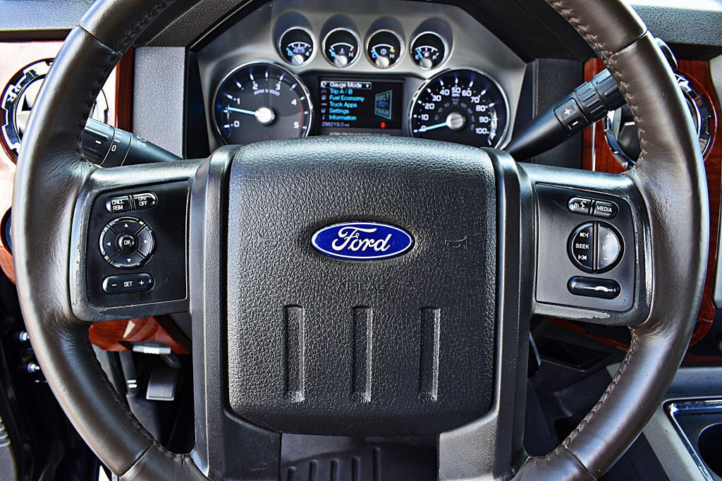 2016 Ford F-350 Image 36