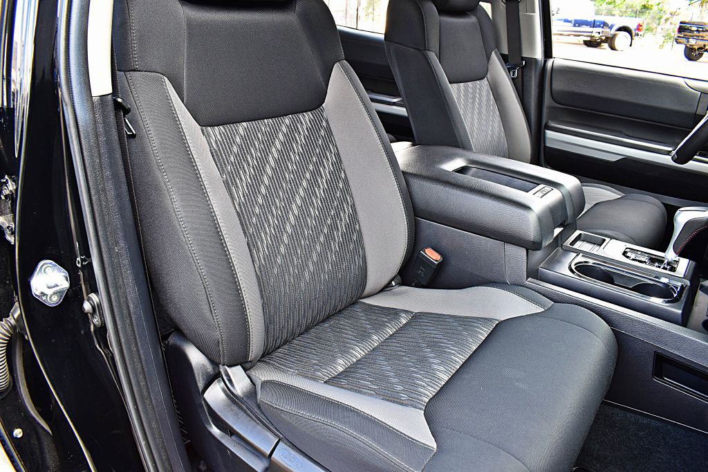 2021 Toyota Tundra Image 21