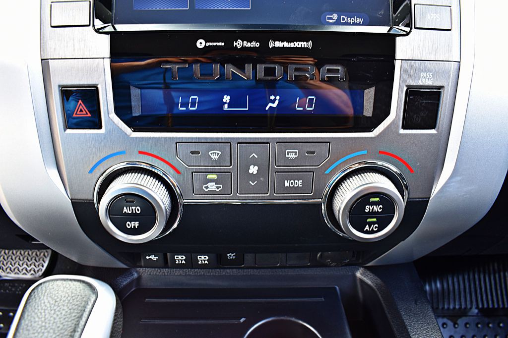 2021 Toyota Tundra Image 32