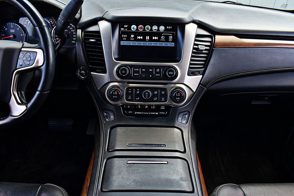 2019 GMC Yukon Image 28