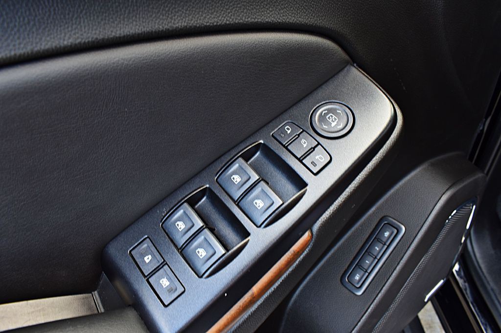 2019 GMC Yukon Image 47