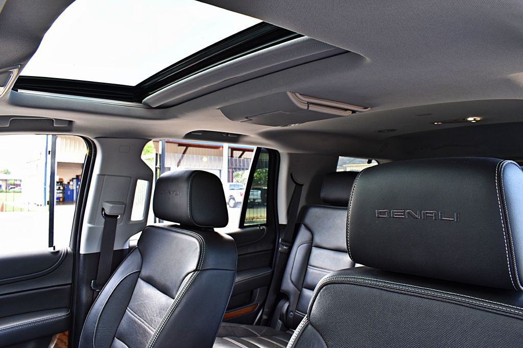 2019 GMC Yukon Image 50