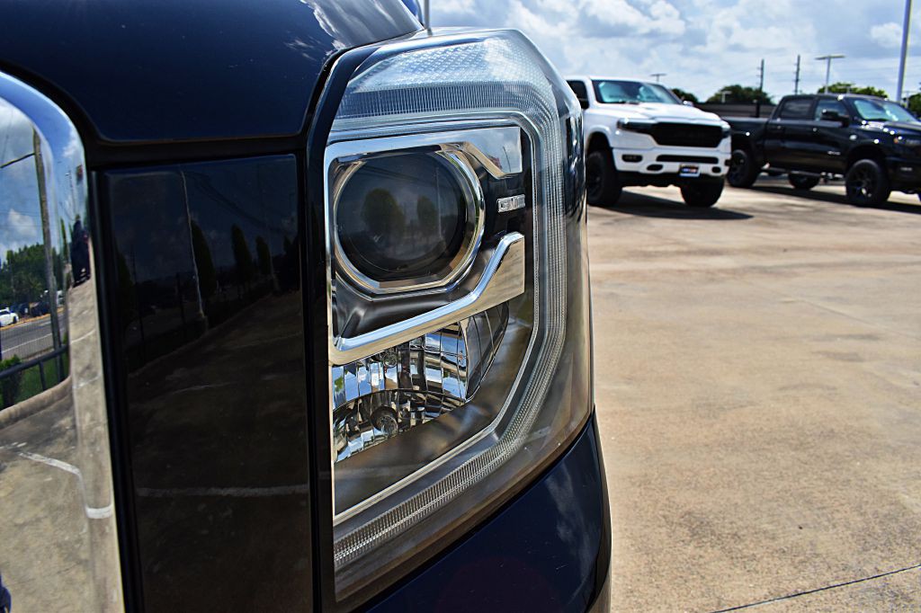 2019 GMC Yukon Image 52