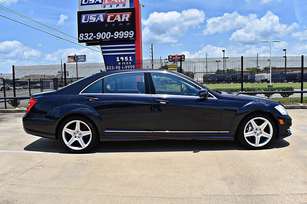 2010 Mercedes-Benz S-Class Image 4
