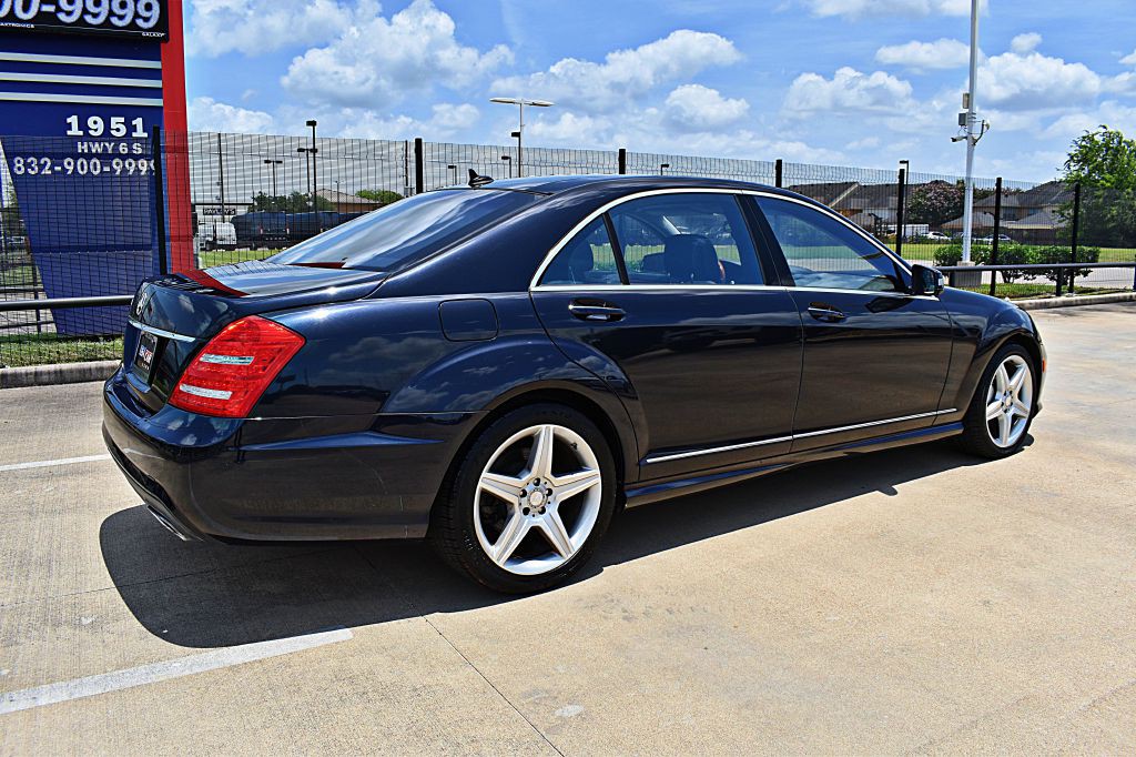 2010 Mercedes-Benz S-Class Image 5