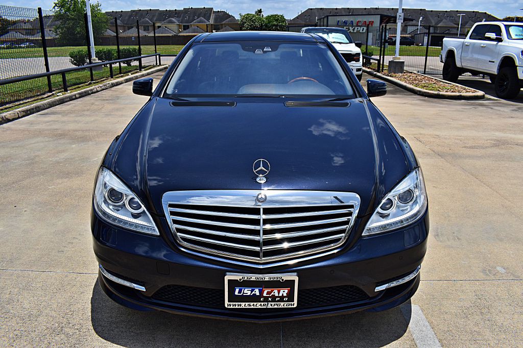 2010 Mercedes-Benz S-Class Image 12