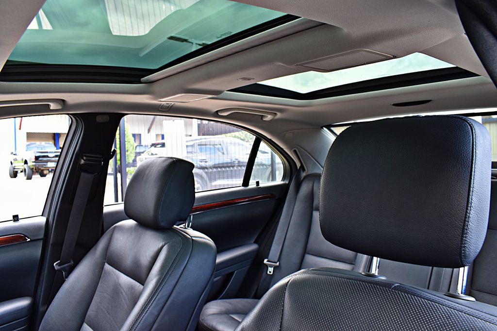 2010 Mercedes-Benz S-Class Image 42