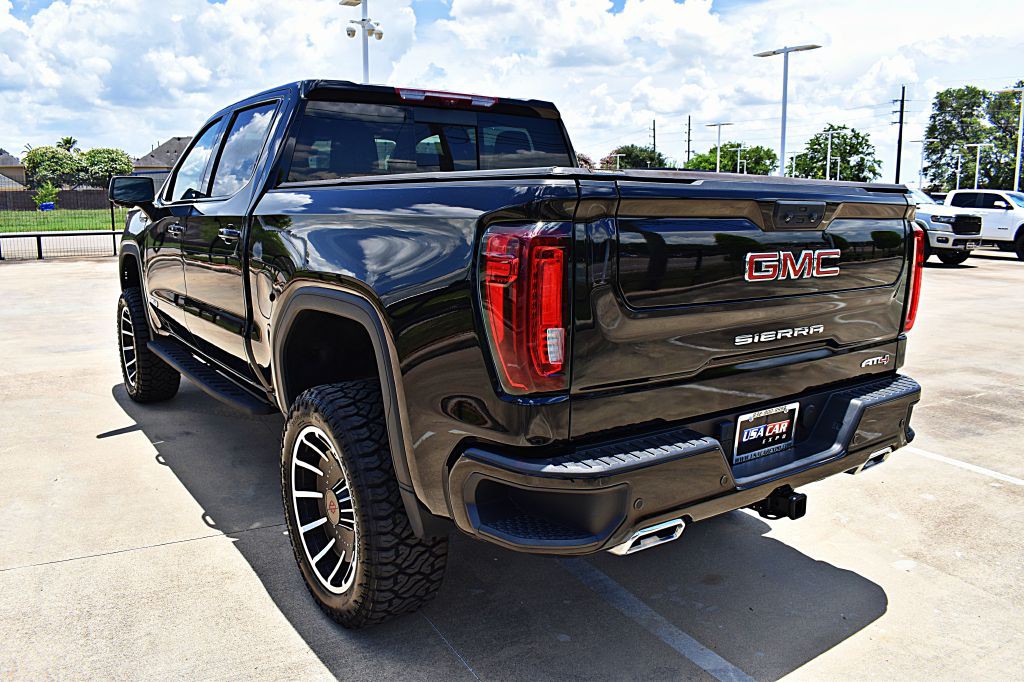 2025 GMC Sierra Image 8