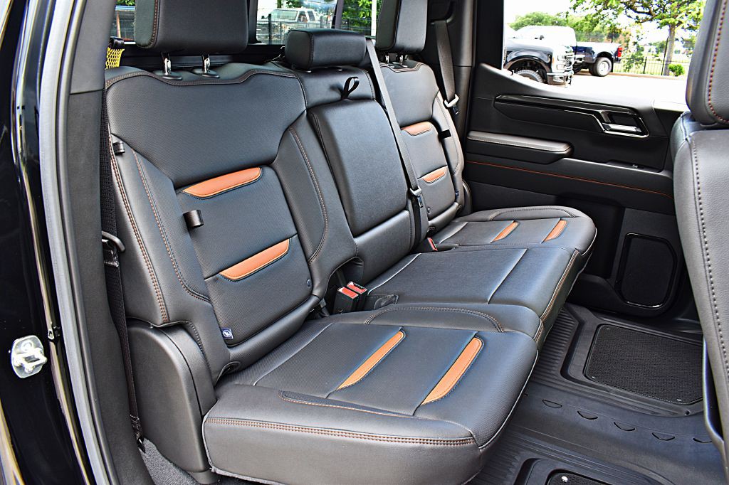 2025 GMC Sierra Image 23