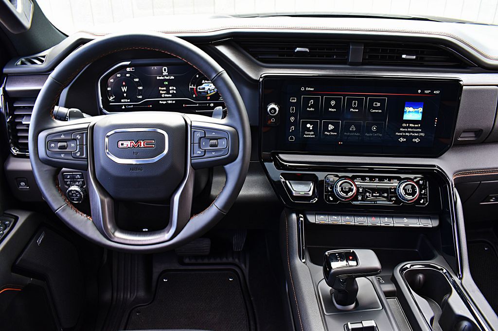 2025 GMC Sierra Image 25