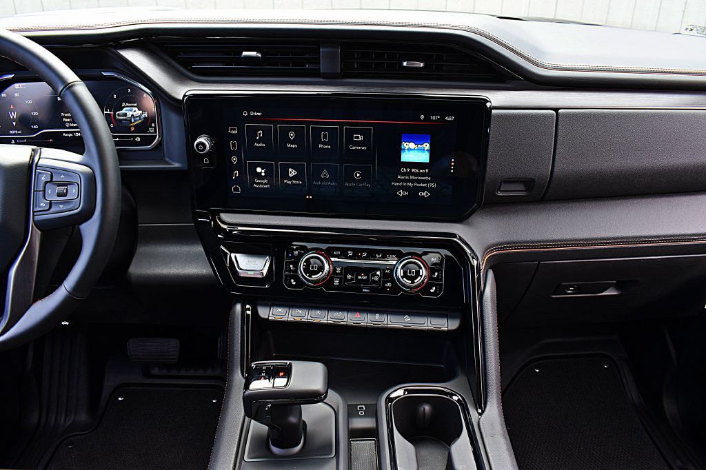 2025 GMC Sierra Image 27