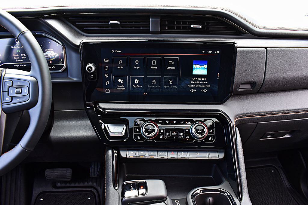 2025 GMC Sierra Image 28