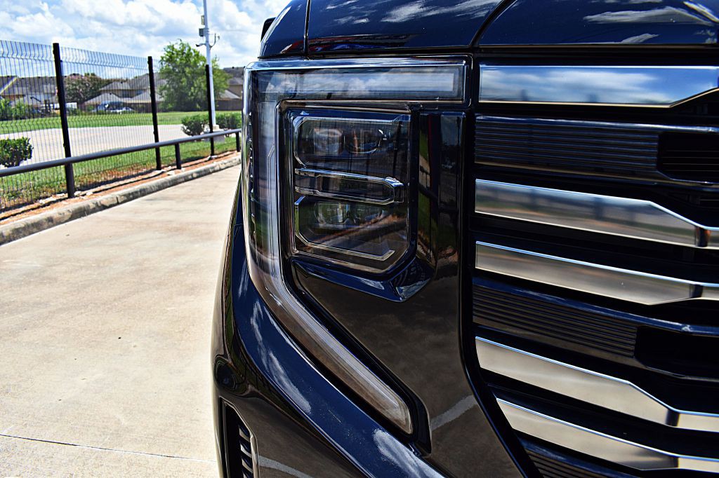 2025 GMC Sierra Image 50
