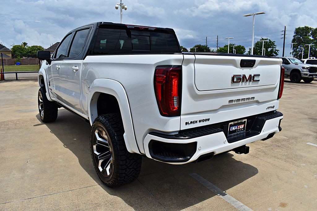 2023 GMC Sierra Image 9