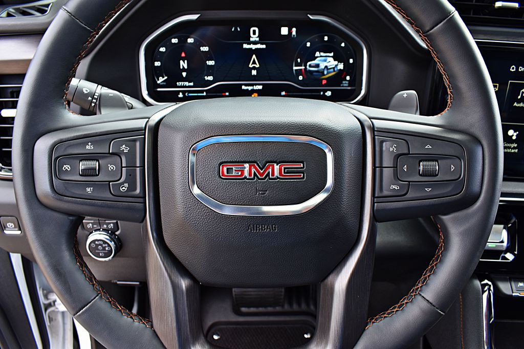 2023 GMC Sierra Image 40