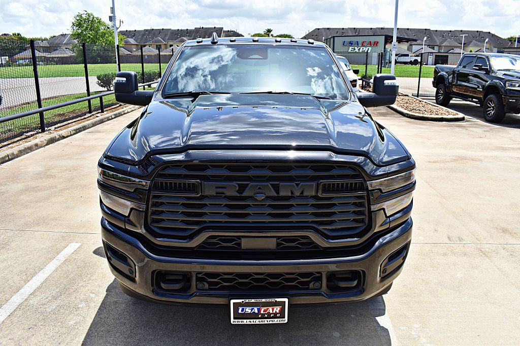 2026 RAM 3500 Image 14
