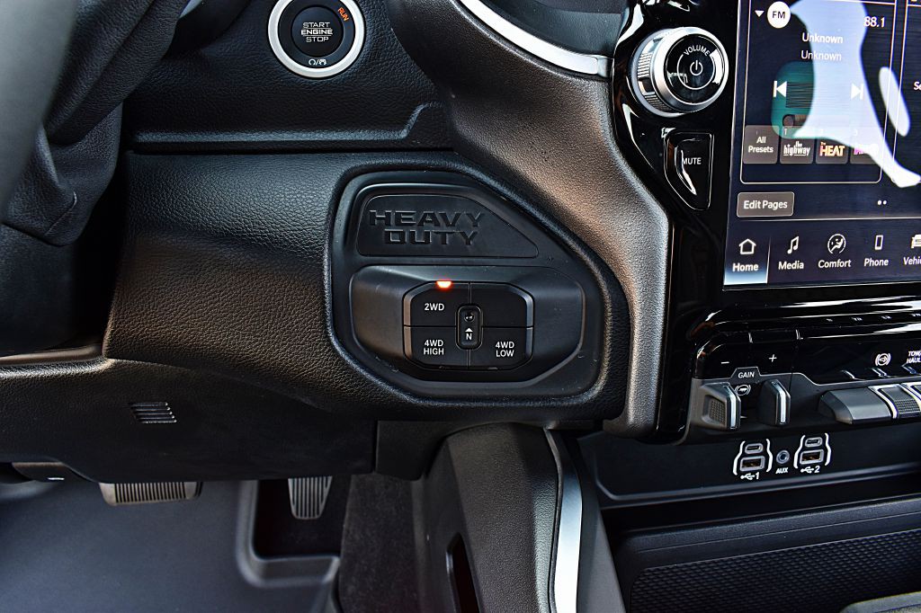 2026 RAM 3500 Image 40