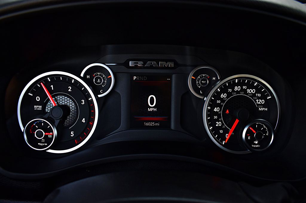 2026 RAM 3500 Image 44