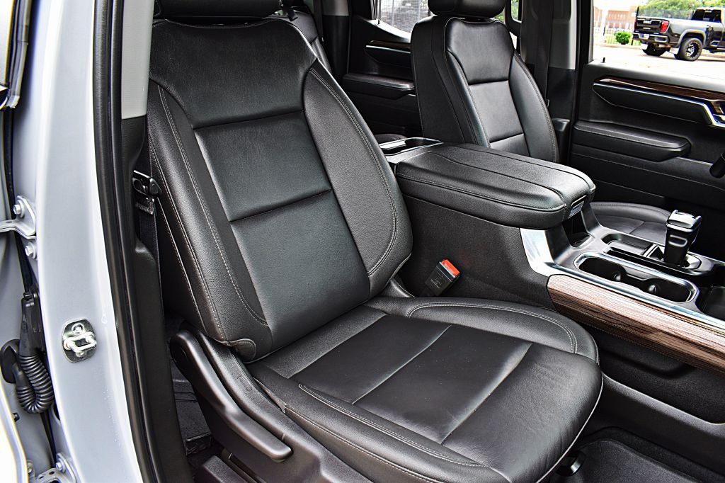 2025 Chevrolet Silverado 1500 Image 21