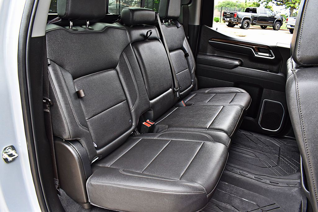 2025 Chevrolet Silverado 1500 Image 23