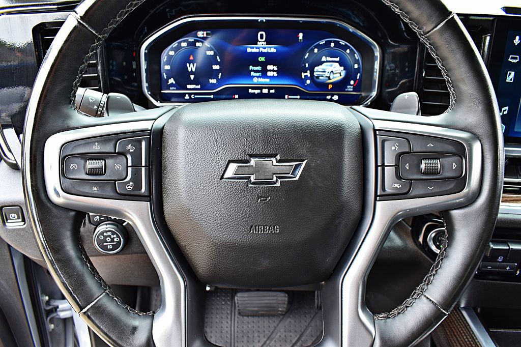 2025 Chevrolet Silverado 1500 Image 38