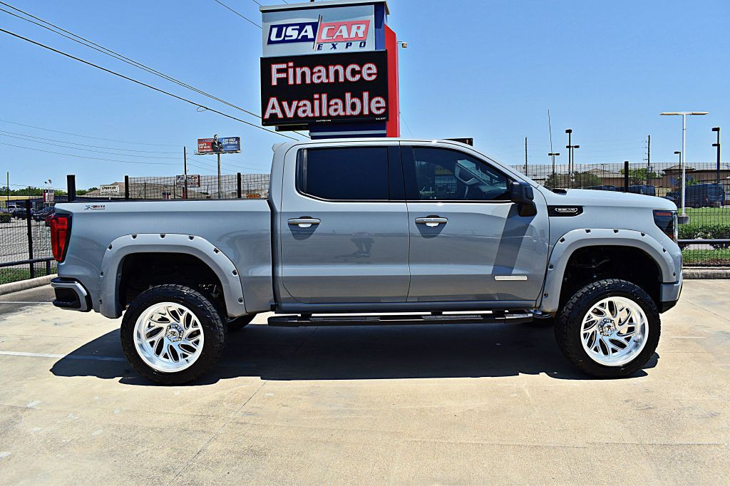2024 GMC Sierra Image 4