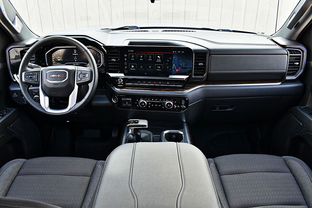 2024 GMC Sierra Image 24