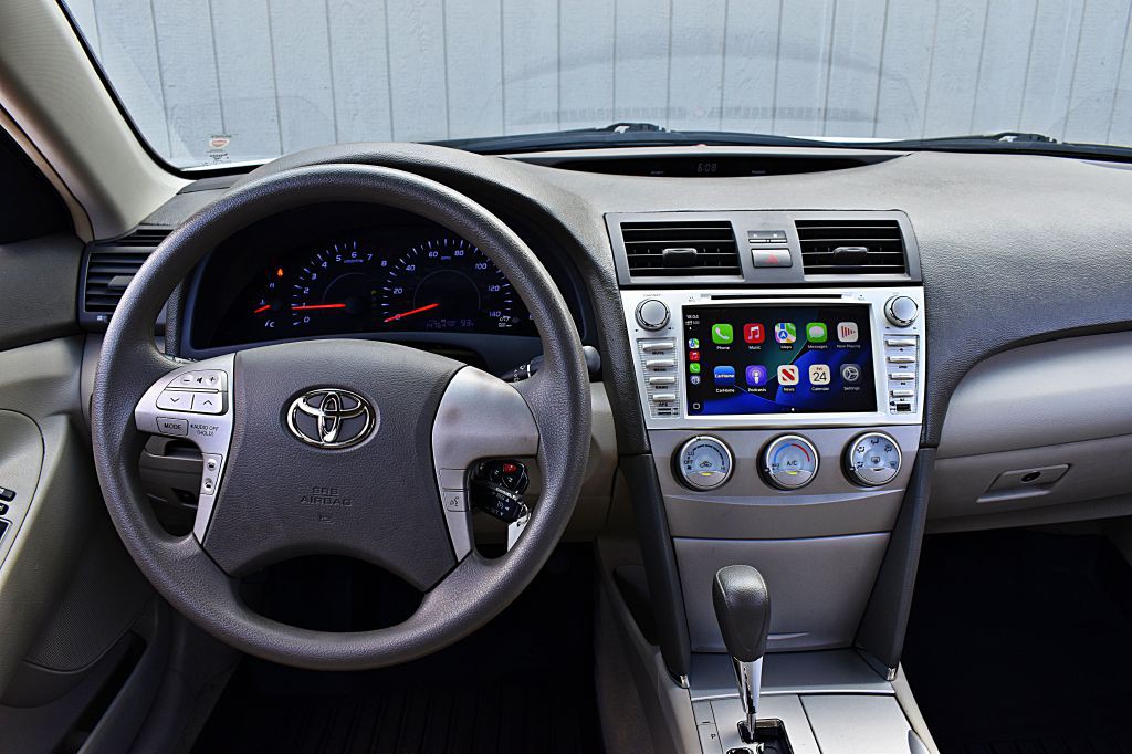 2011 Toyota Camry Image 25