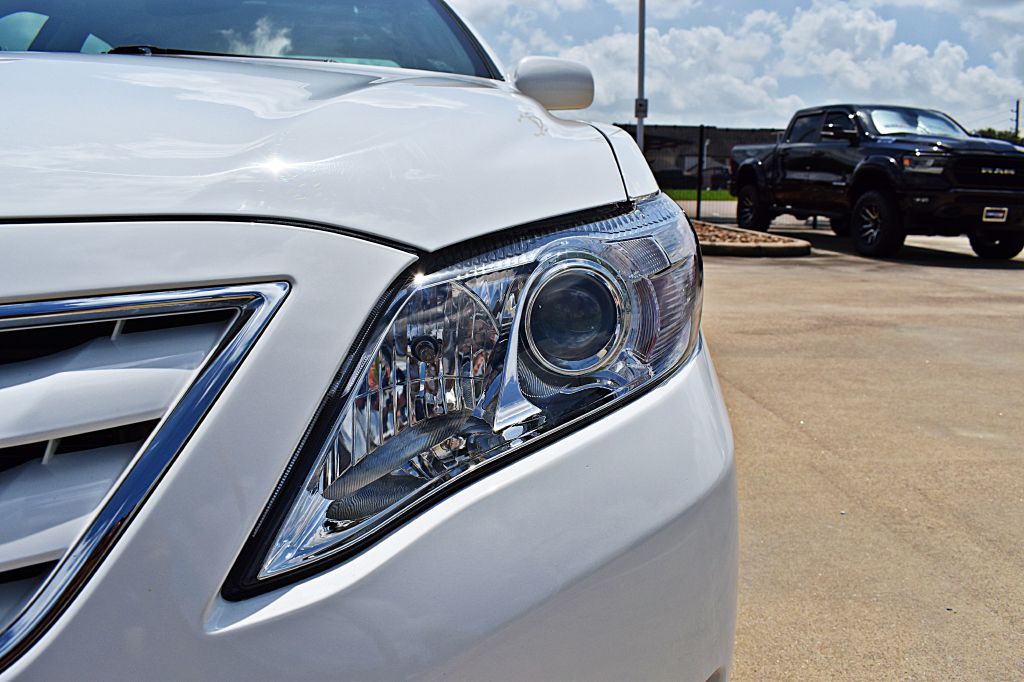 2011 Toyota Camry Image 42