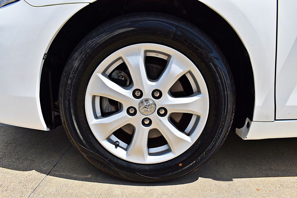 2011 Toyota Camry Image 44
