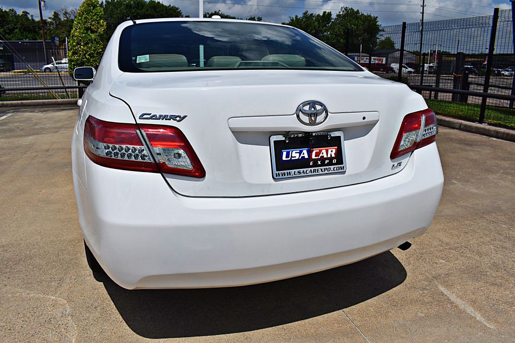 2011 Toyota Camry Image 46