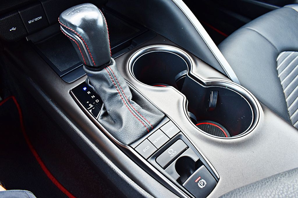 2022 Toyota Camry Image 32