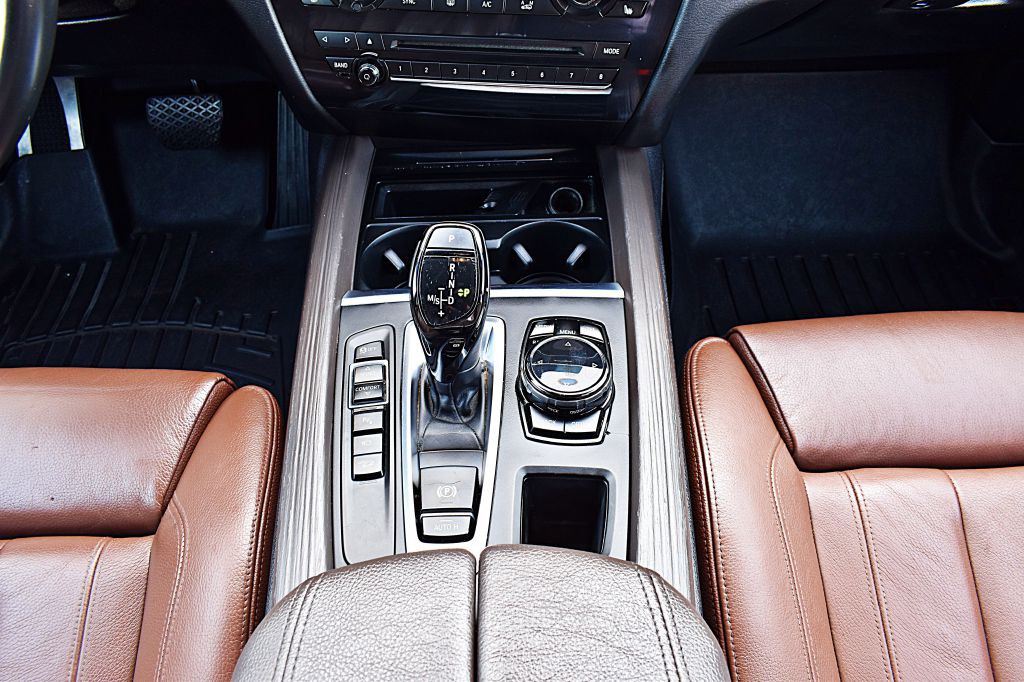 2016 BMW X5 Image 29