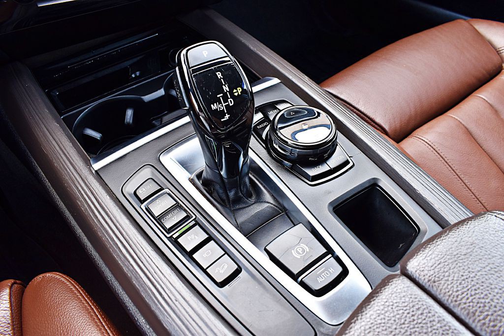 2016 BMW X5 Image 34