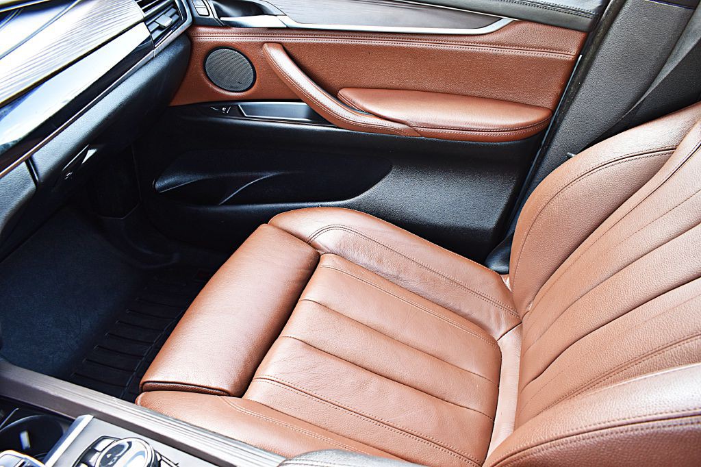 2016 BMW X5 Image 37
